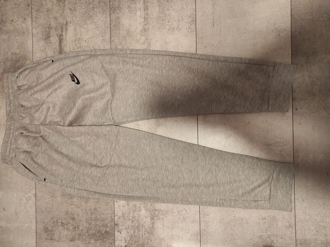 Spodnie Nike tech fleece szare