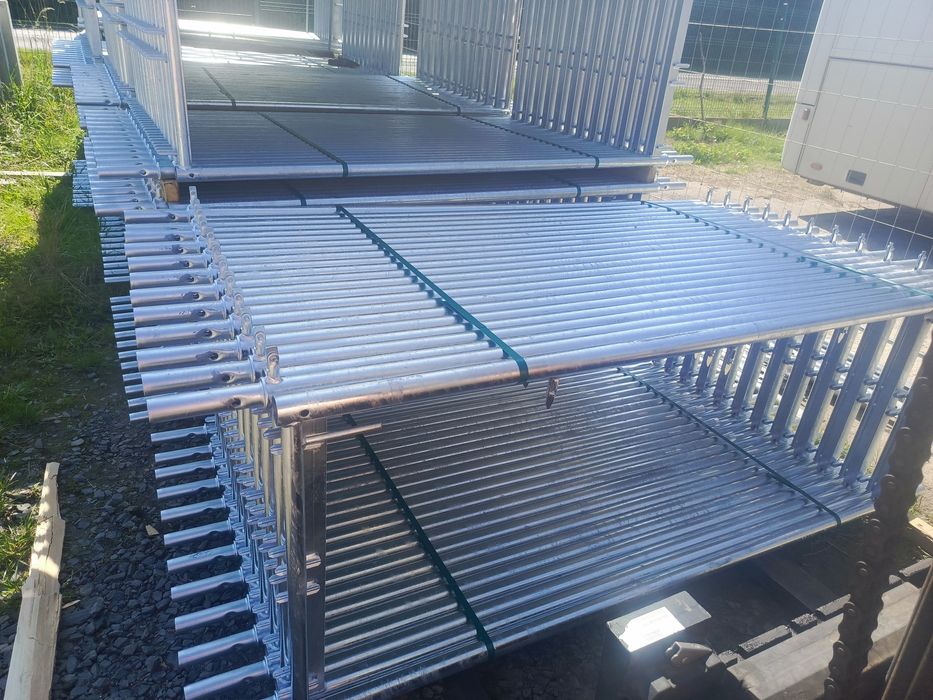 rusztowanie elewacyjne plettac poznańskie