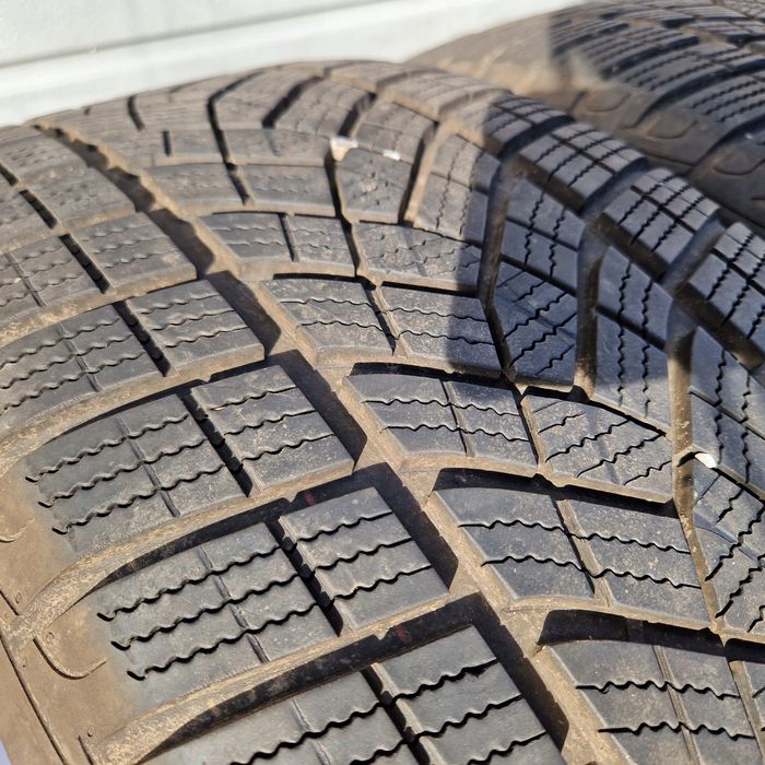 Audi Q7 E Tron 5x112 255/55R19 ET34