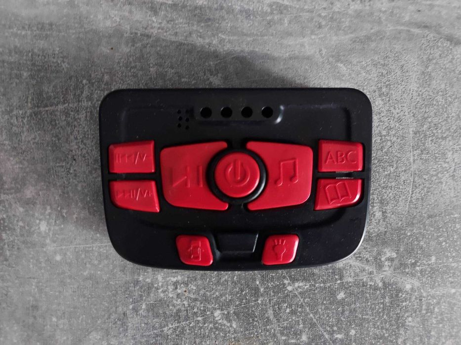 Panel muzyczny do auta na akumulator