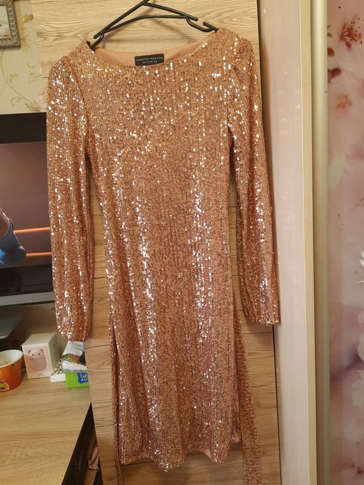 Сукня плаття нарядна ,сукня в паєтки .