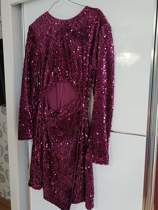 Cekinowa sukienka Assia