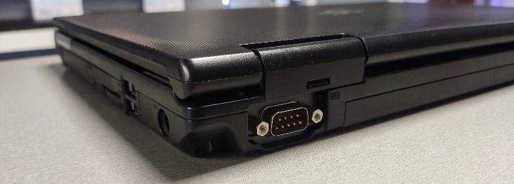Laptop FUJITSU E752