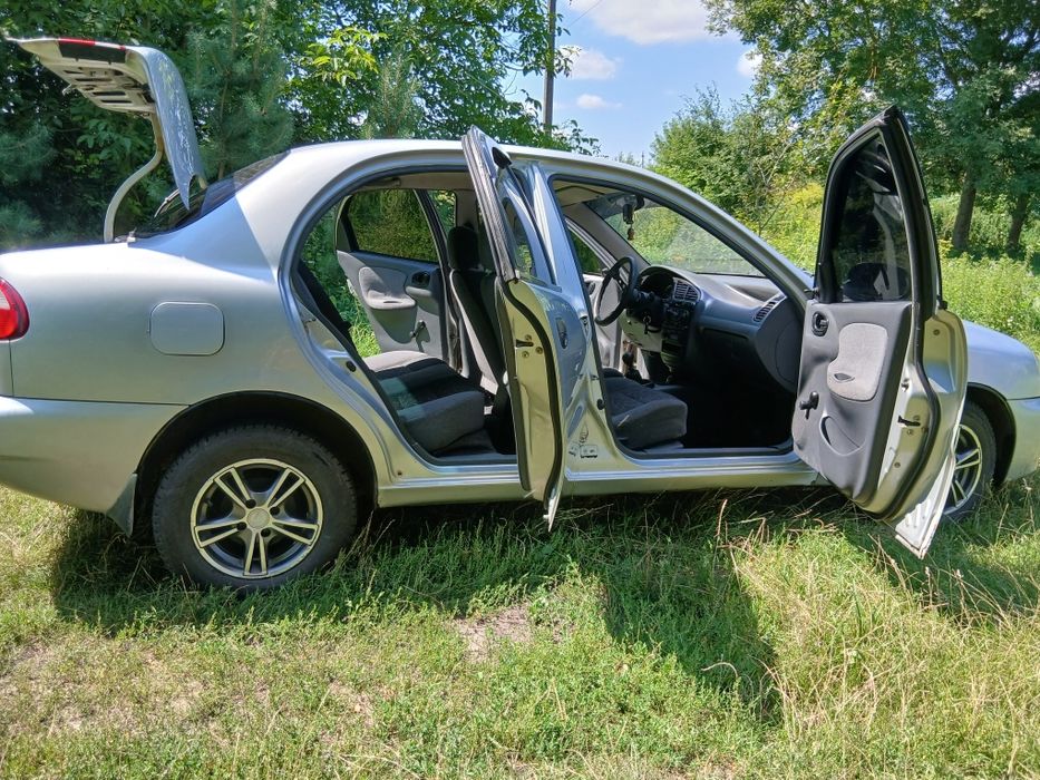 Продається машина