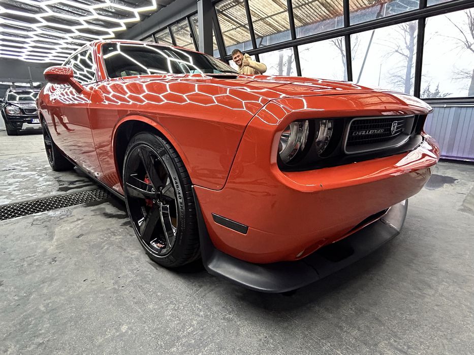 Dodge Challenger SRT8 6.1  Możliwa Zamiana
