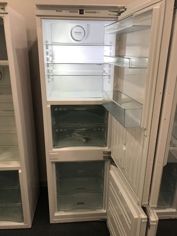 Холодильник Miele KFN 37282 ID