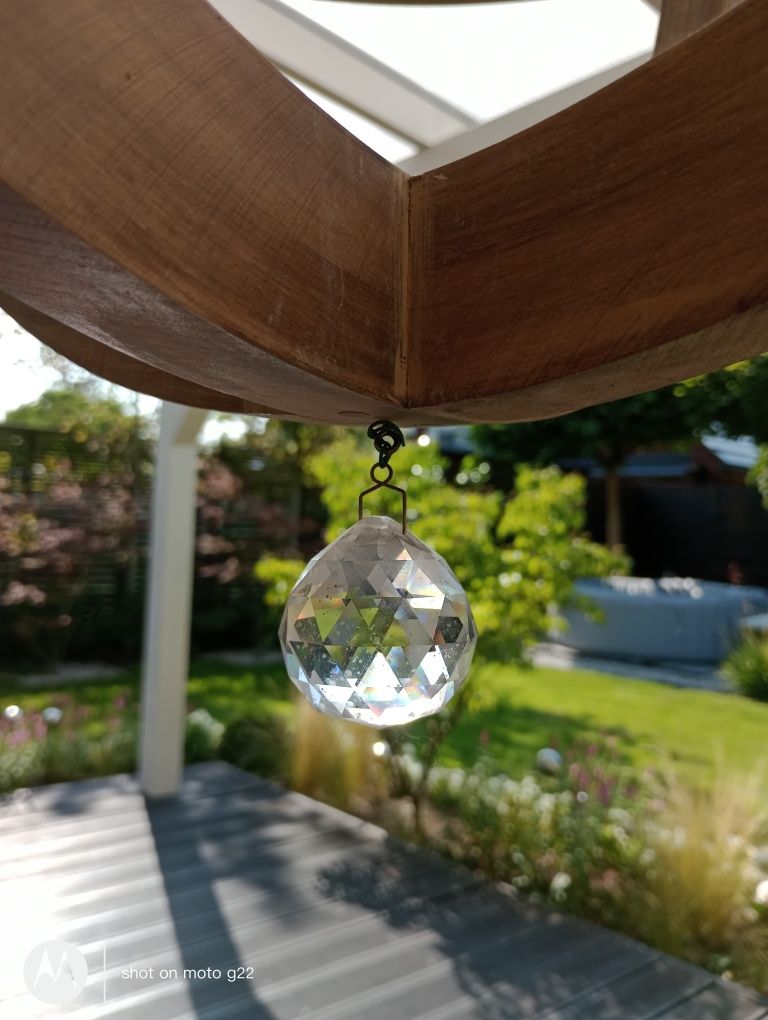 Lampa wisząca drewniany abażur