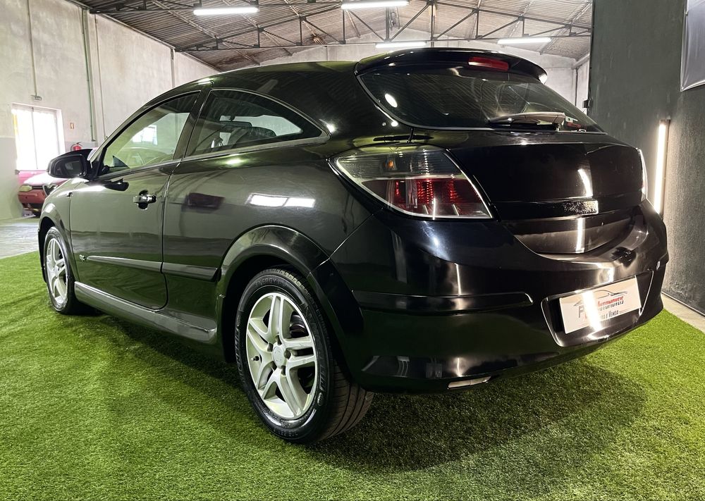 Opel Astra GTC Kits OPC 1.3 CDTI 5lugares