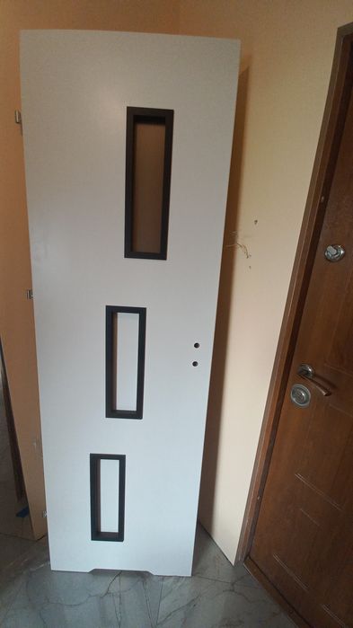 Drzwi łazienkowe lewe 60 cm