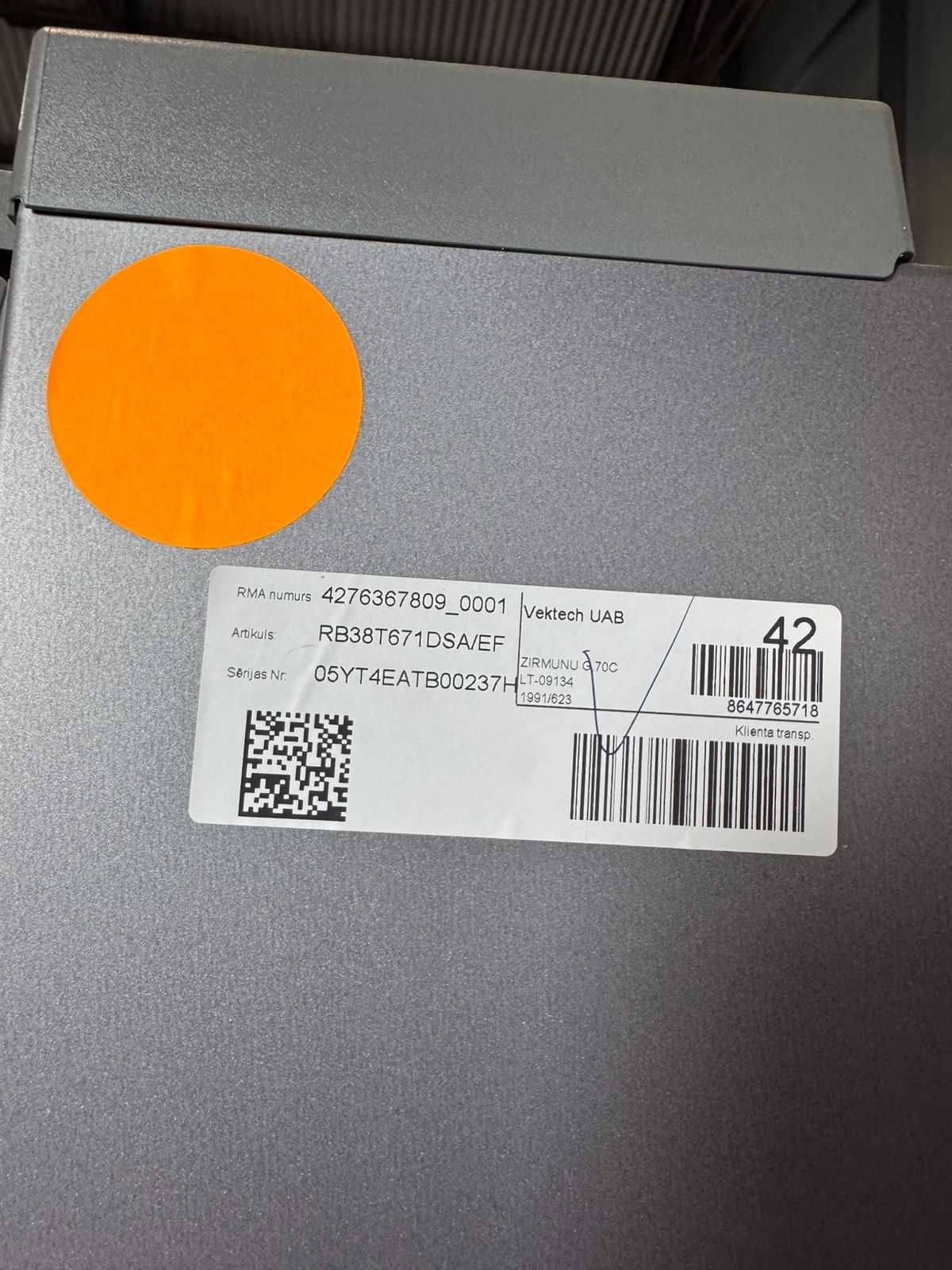Lodówka dwudrzwiowa Samsung RB38C675DSA