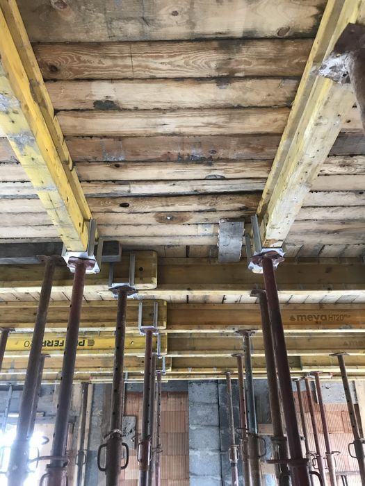 Stemple budowlane,doki,korony, trójnogi