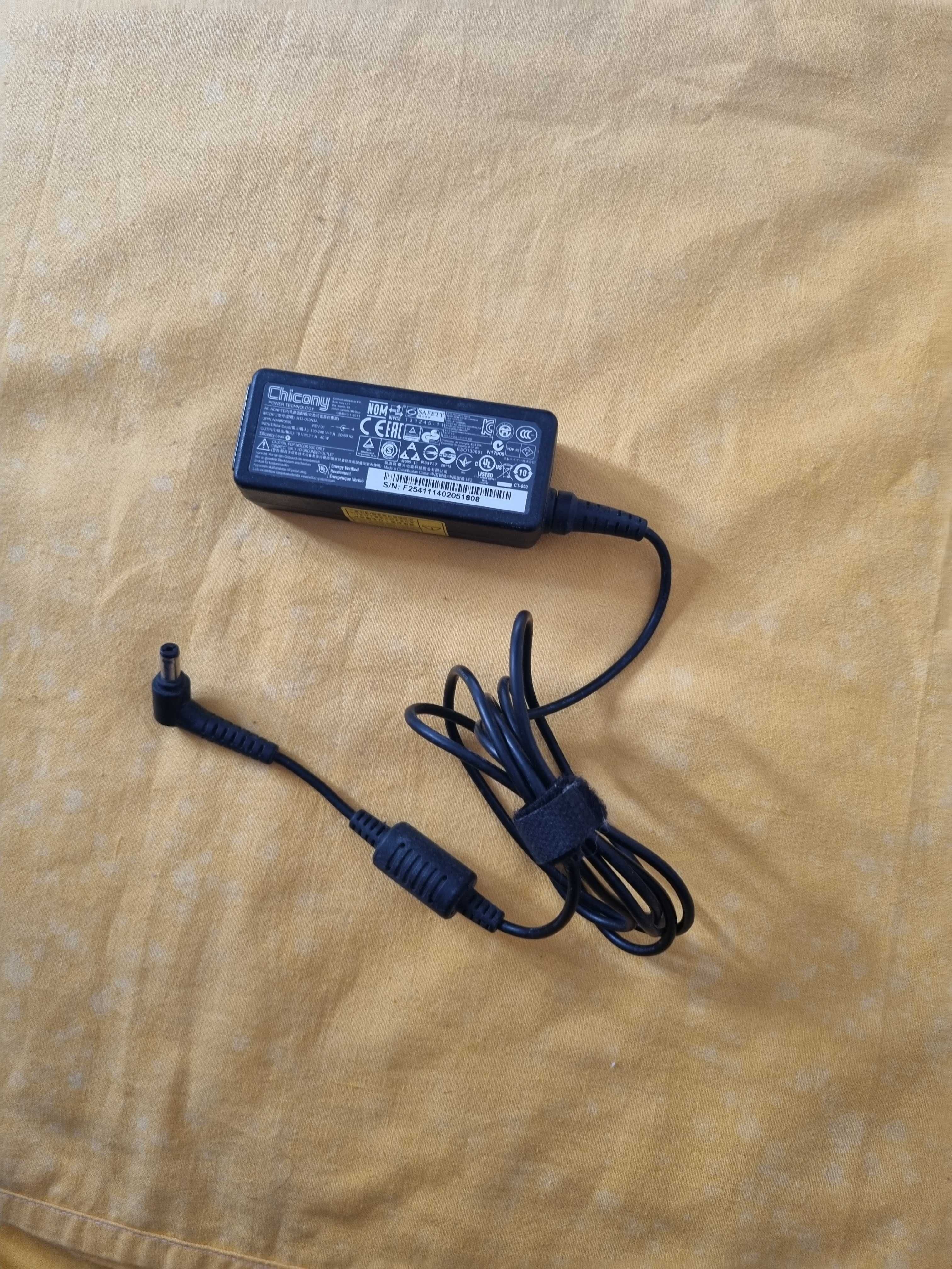 Carregador Original 19V 2.1A para Portátil