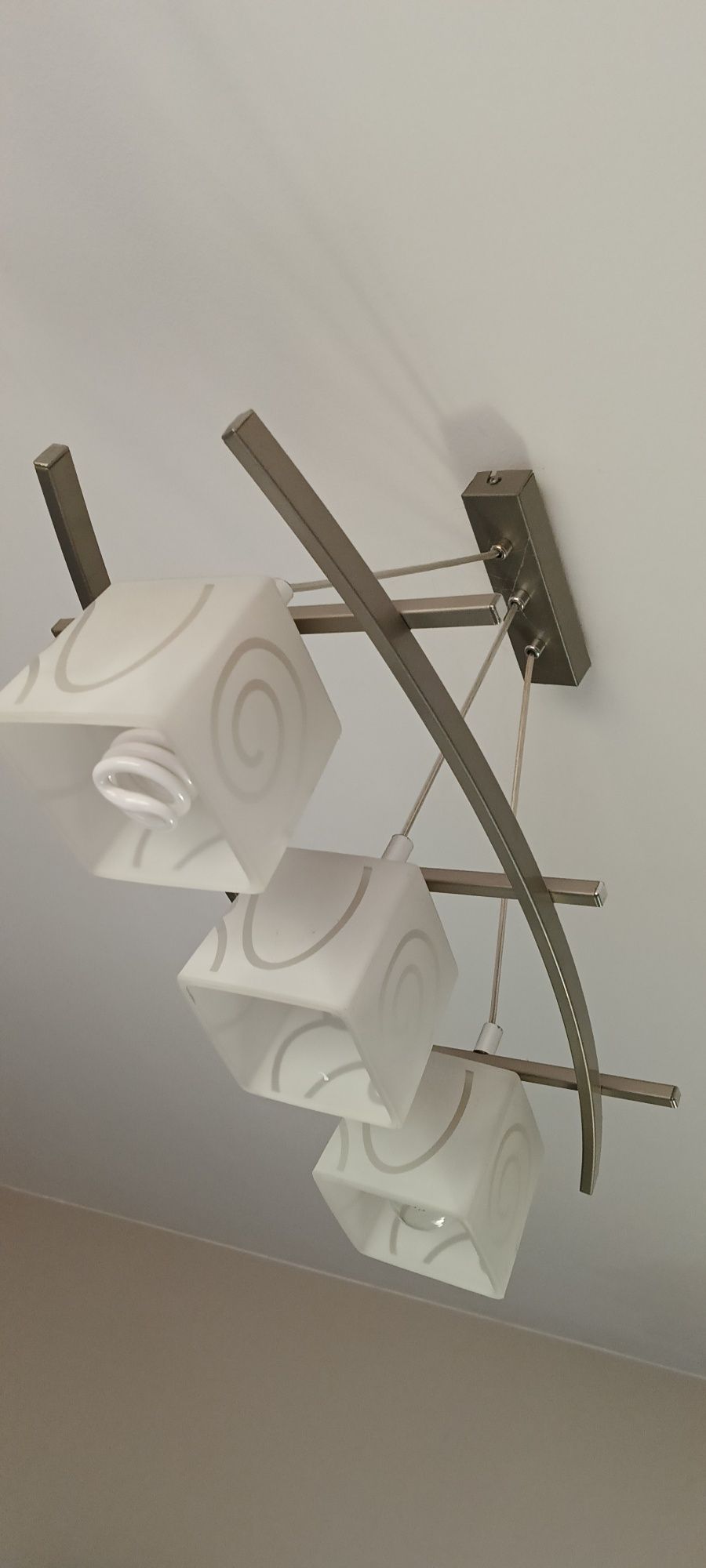 Lampa sufitowa (żyrandol)