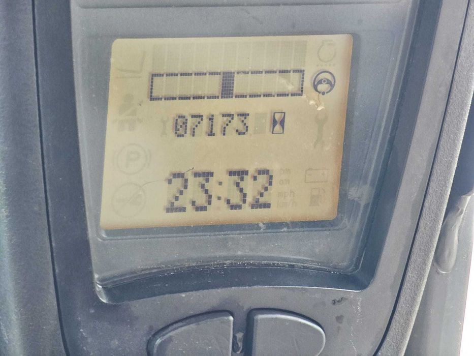 Wózek widłowy Linde E16-01 Triplex 2012r. Elektryczny