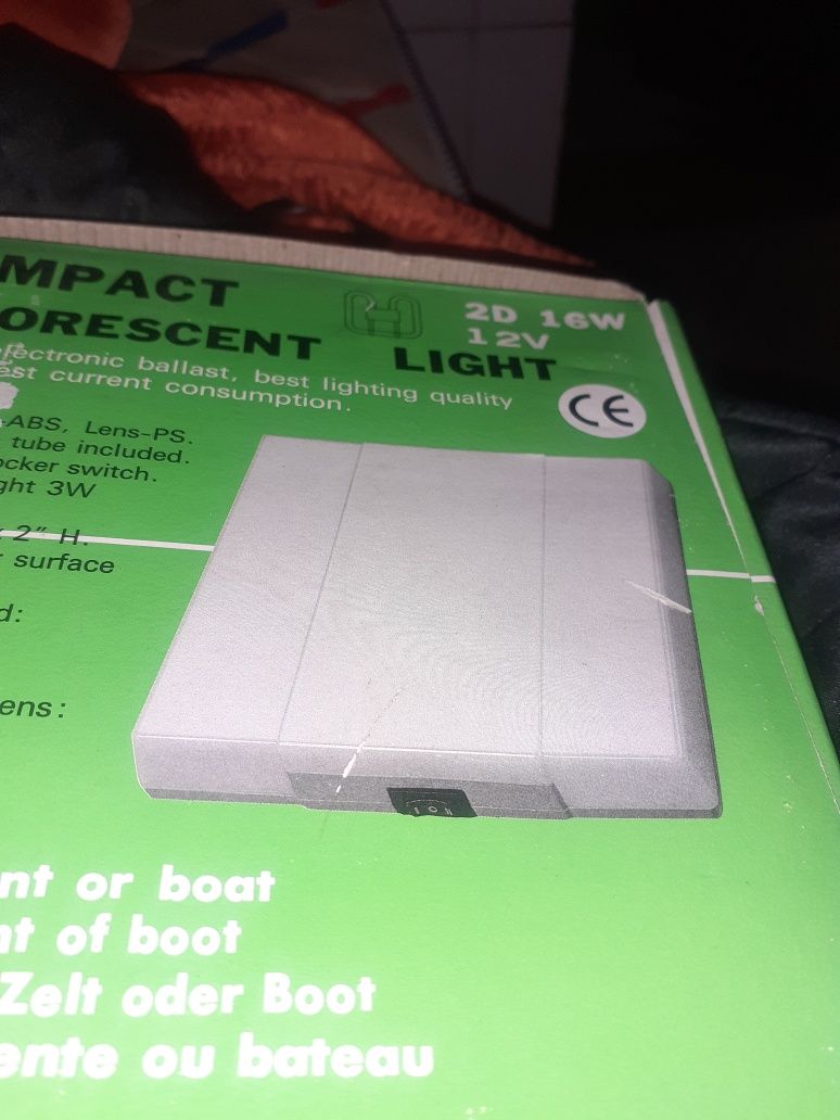 Luz para barcos e autocaravanas