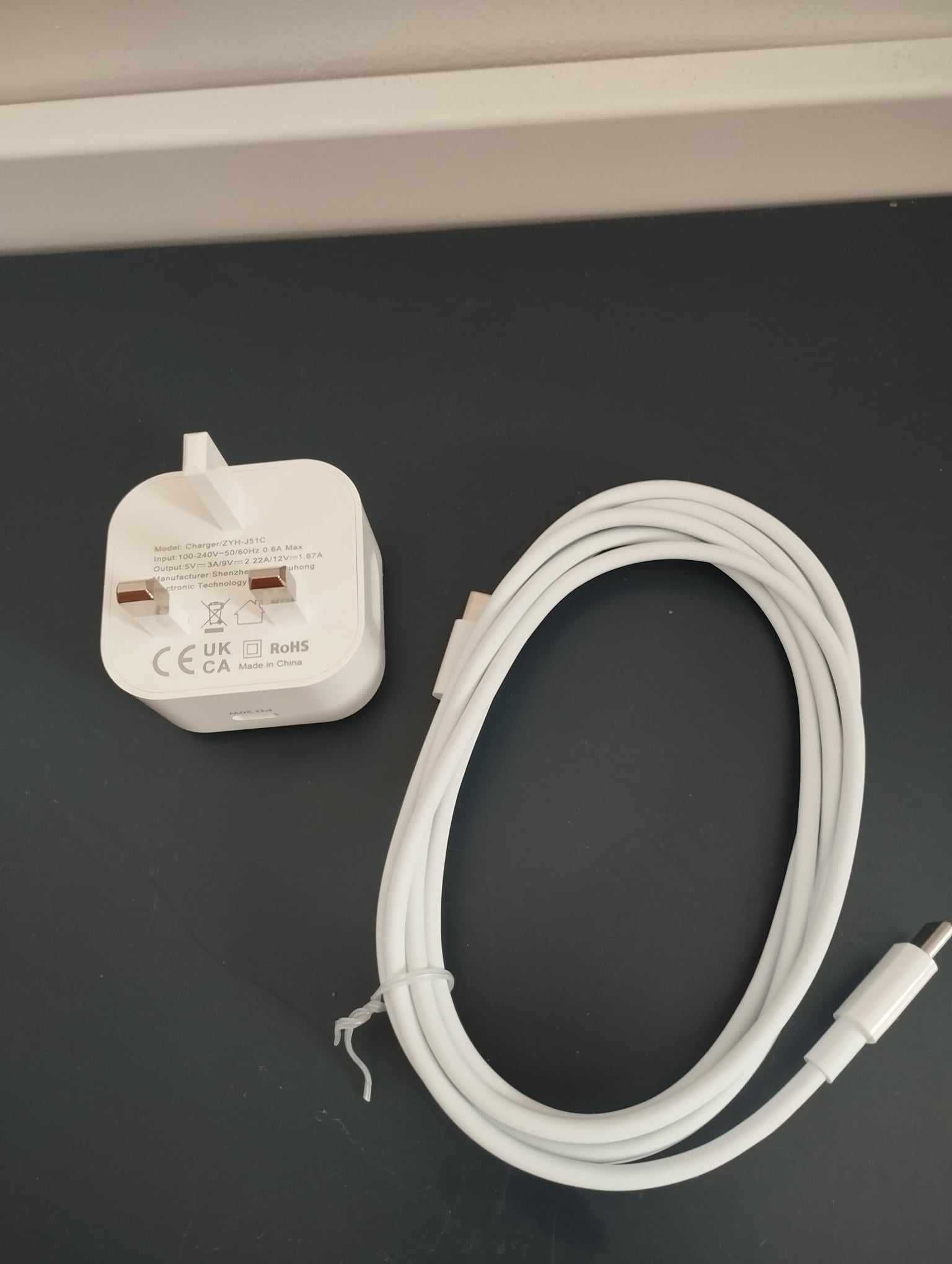 Ładowarka z przewodem USB C do Lightning do iPhone