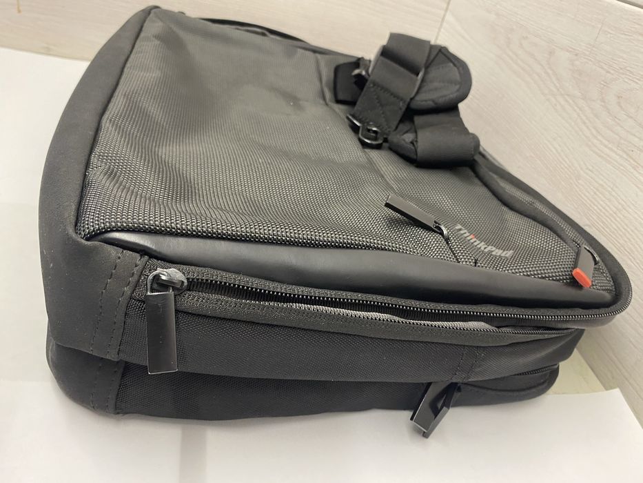 Сумка портфель Lenovo ThinkPad для ноутбука 15,6"  42×30×10 см