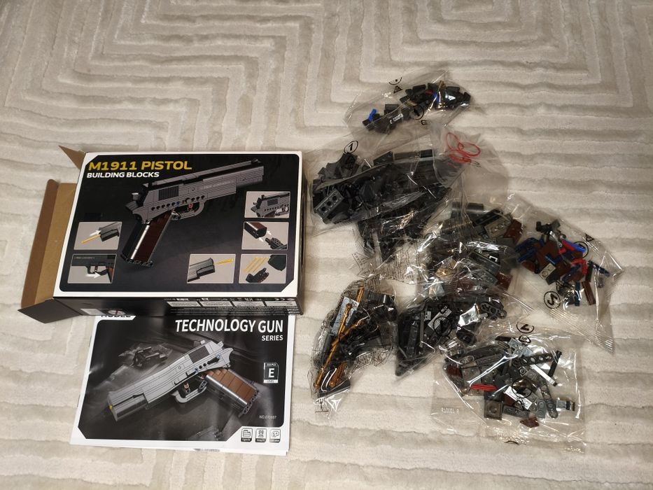 Model pistoletu M1911 – zamiennik LEGO, 333 elementy, od 8 lat