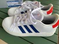 Sapatilhas adidas , tamanho 38, crianças / jovem