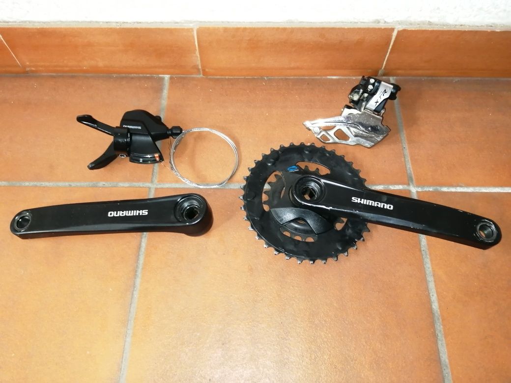 Pneus Hutchinson, casaco, material de ciclismo