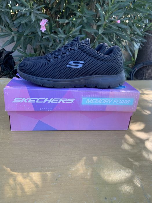 Tenis Skechers Mulher Pretos Novos