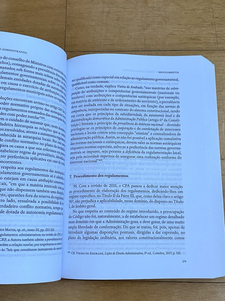 Livro de direito - Teoria Geral do Direito Administrativo