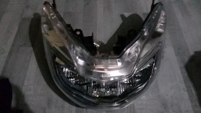 farol / optica led Honda pcx 125