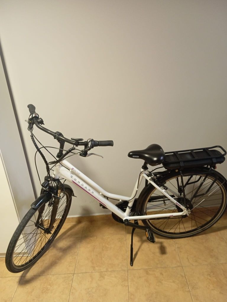 Rower Zundapp 28" e-rower