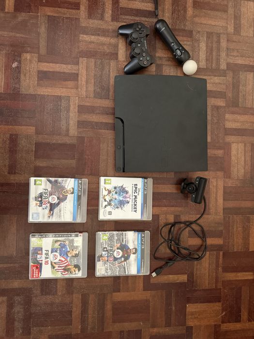 PS3 como nova com caixa e jogos