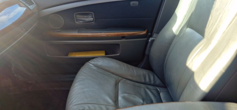 .BMW 745l газ8888