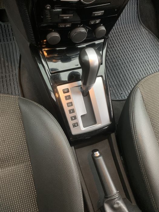 Opel Astra H 2009 1.9d АКПП  COSMO