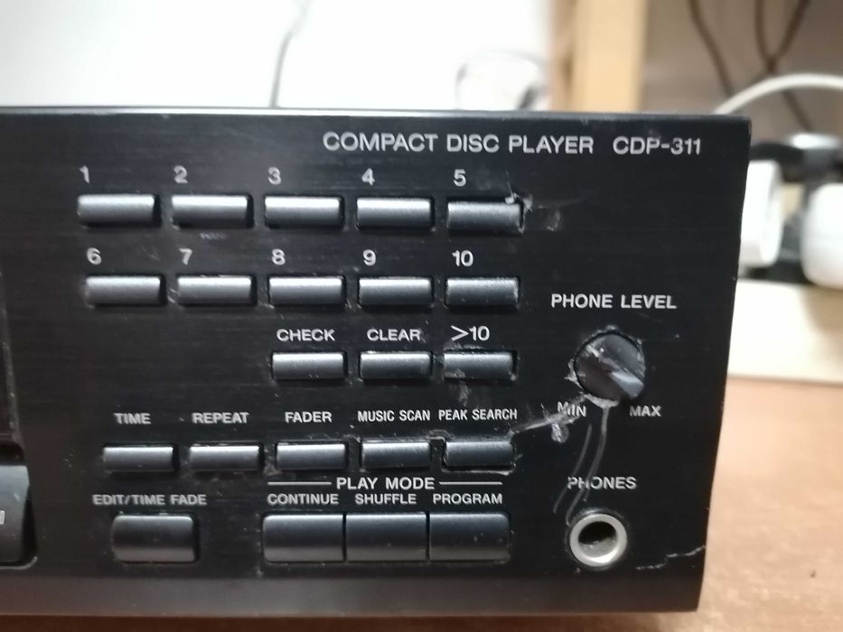 Odtwarzacz CD Sony CDP-311