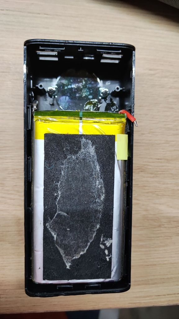 НА ДЕТАЛІ: Powerbank Baseus Amblight 30000mAh 65W (PPLG-A02)