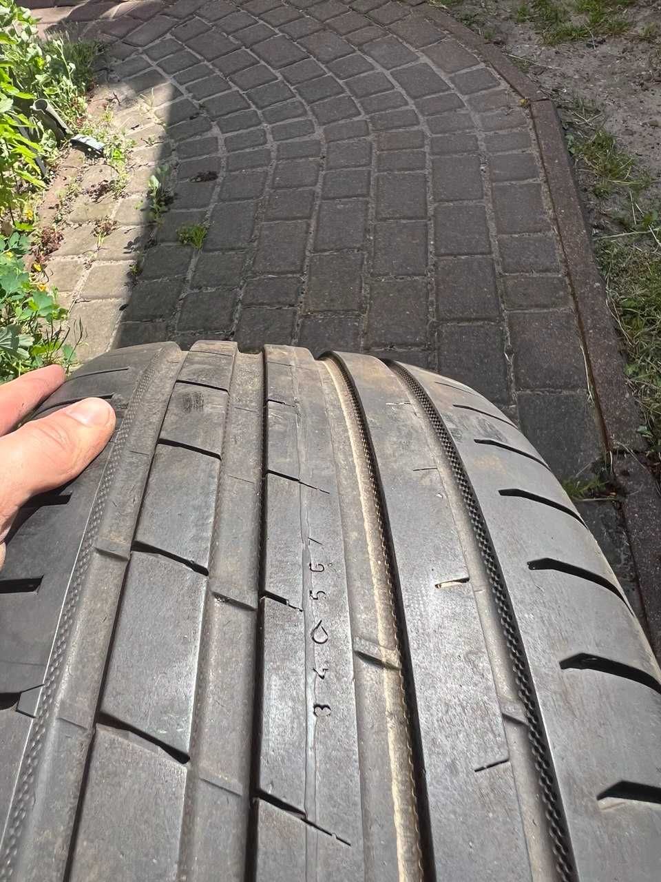 Opony Nokian Tyres 235 55 ZR 17 Letnie