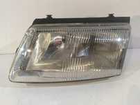 Volkswagen Passat B5 lampa H7 lewa   15158