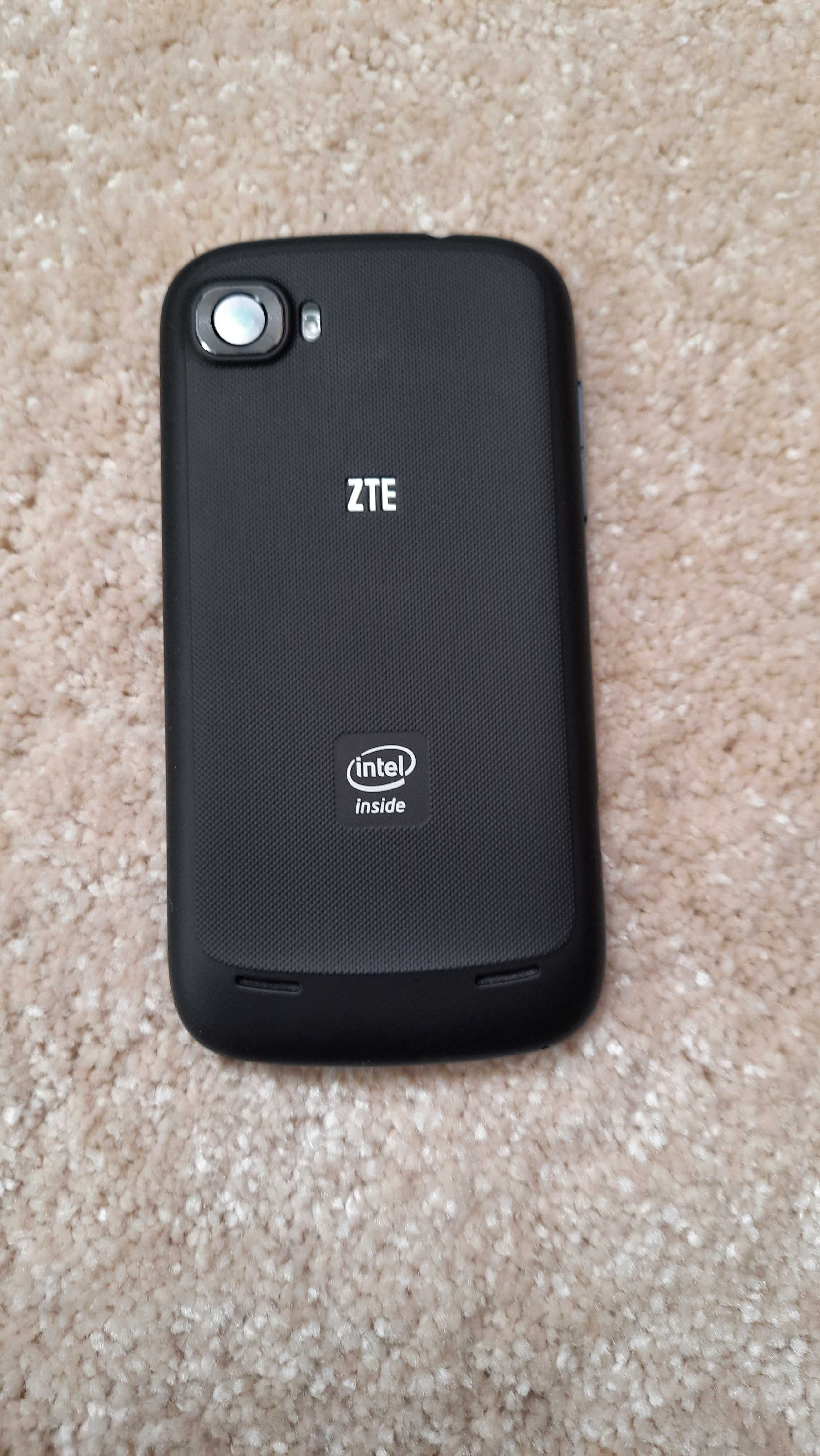 Smartfon ZTE - zalany, uszkodzony