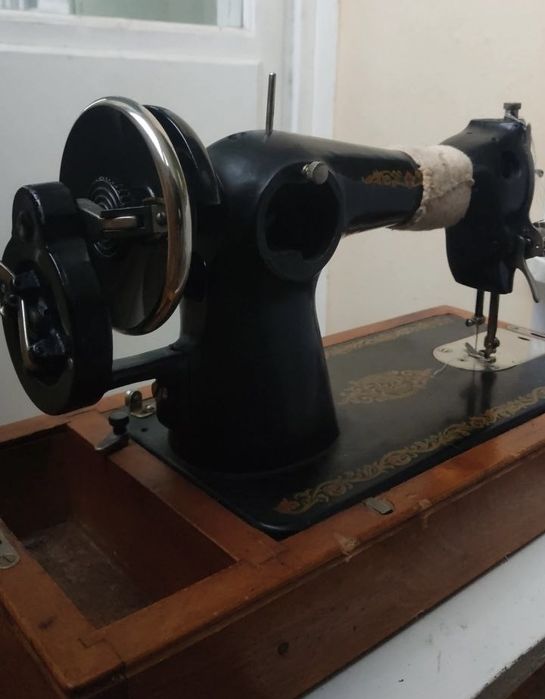 Швейная машинка