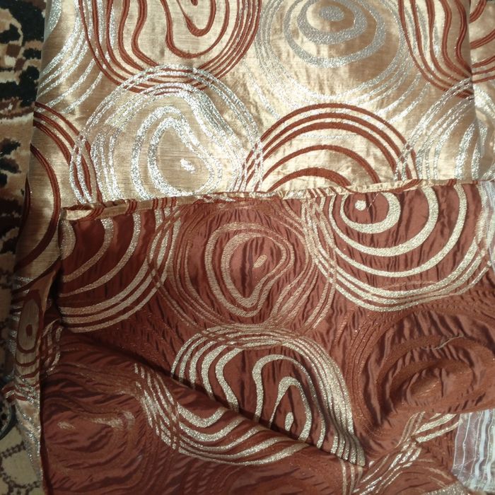 Продам штори на 2 вікна