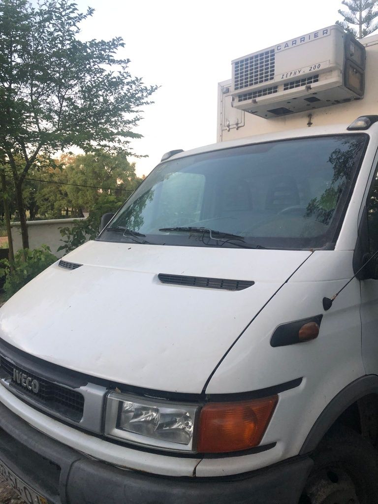 Carrinha frigorífica IVECO