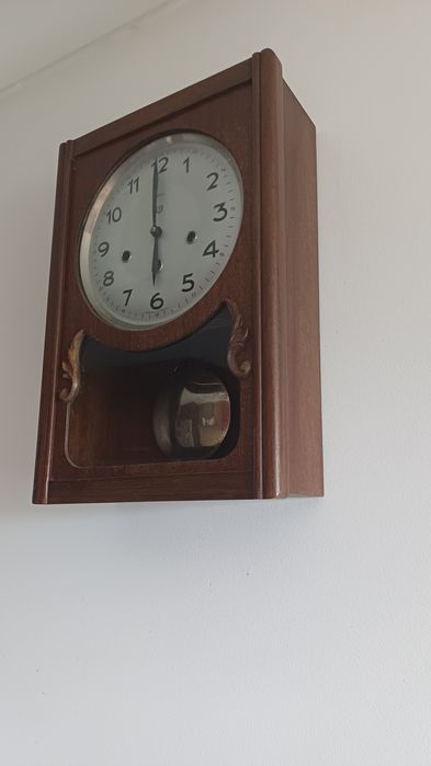 Relógio reguladora antigo