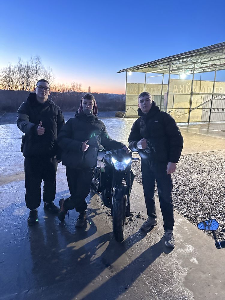 Продам мотоцикл spark r35 терміново