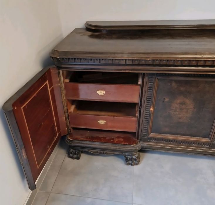 Drewniana stara komoda