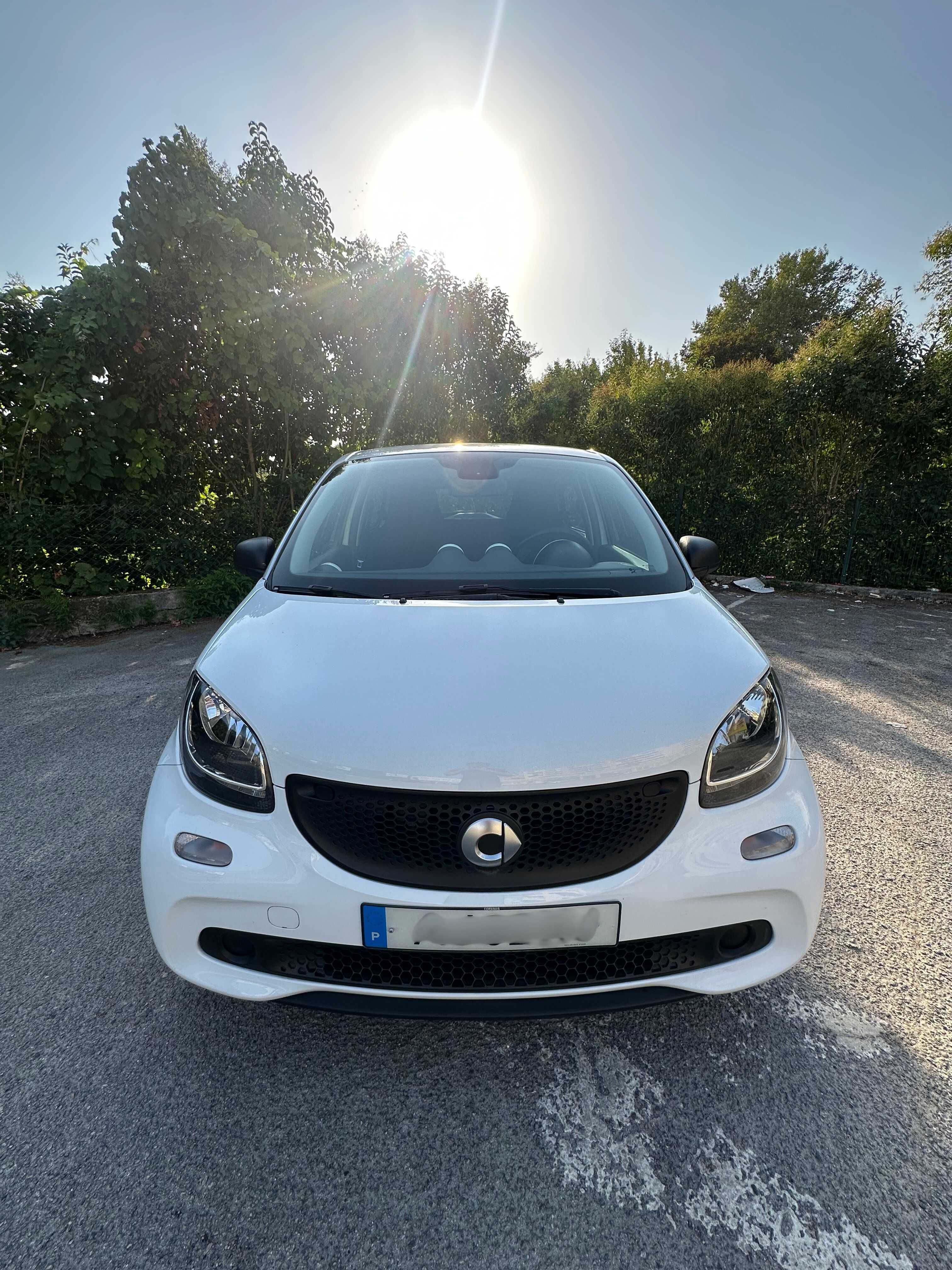 SMART FourFour 1.0