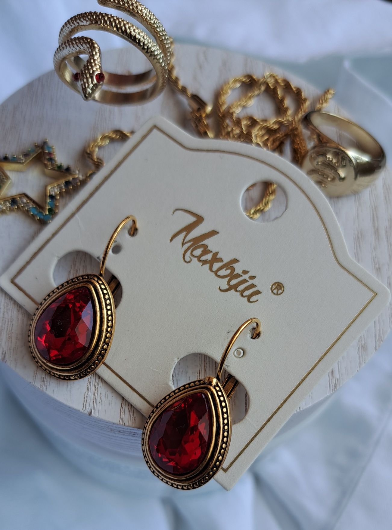 Conjunto brincos e anéis/fio