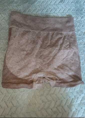 Spodenki modelujące
Rozmiar L