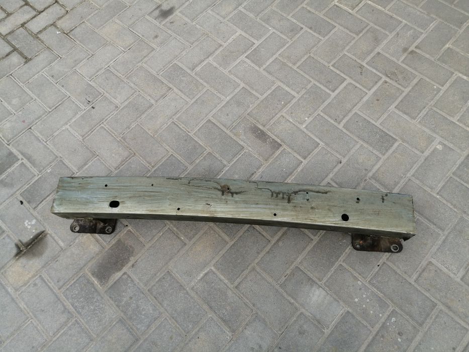 усилитель заднего бампера Mazda 5 підсилювач бамперу
Mazda 5 CW 2010-2