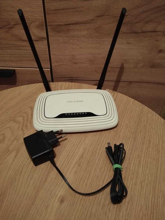 Маршрутизатор Wi-Fi роутер TP-LINK TL-WR841N