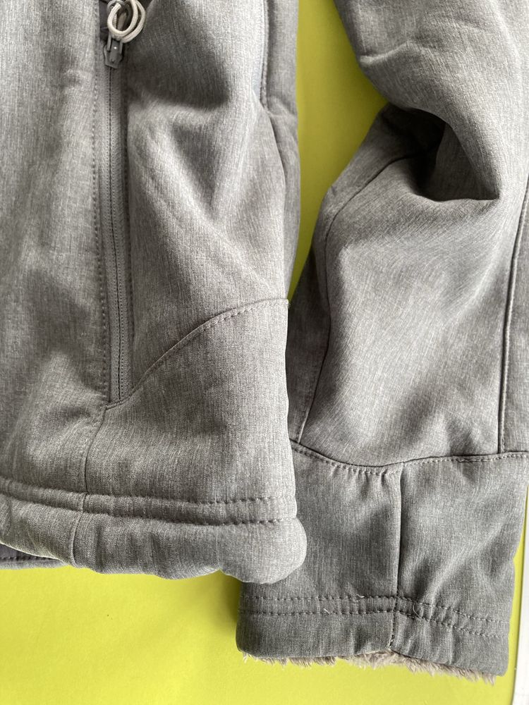 Blusão Quechua cinzento XS