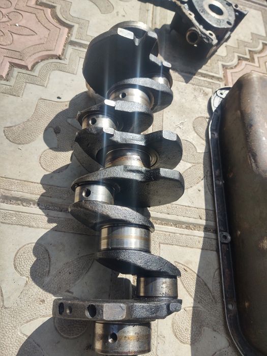 Коленвал Опель кадет астра f Аскона  1,3-1,4-1,6 бензин