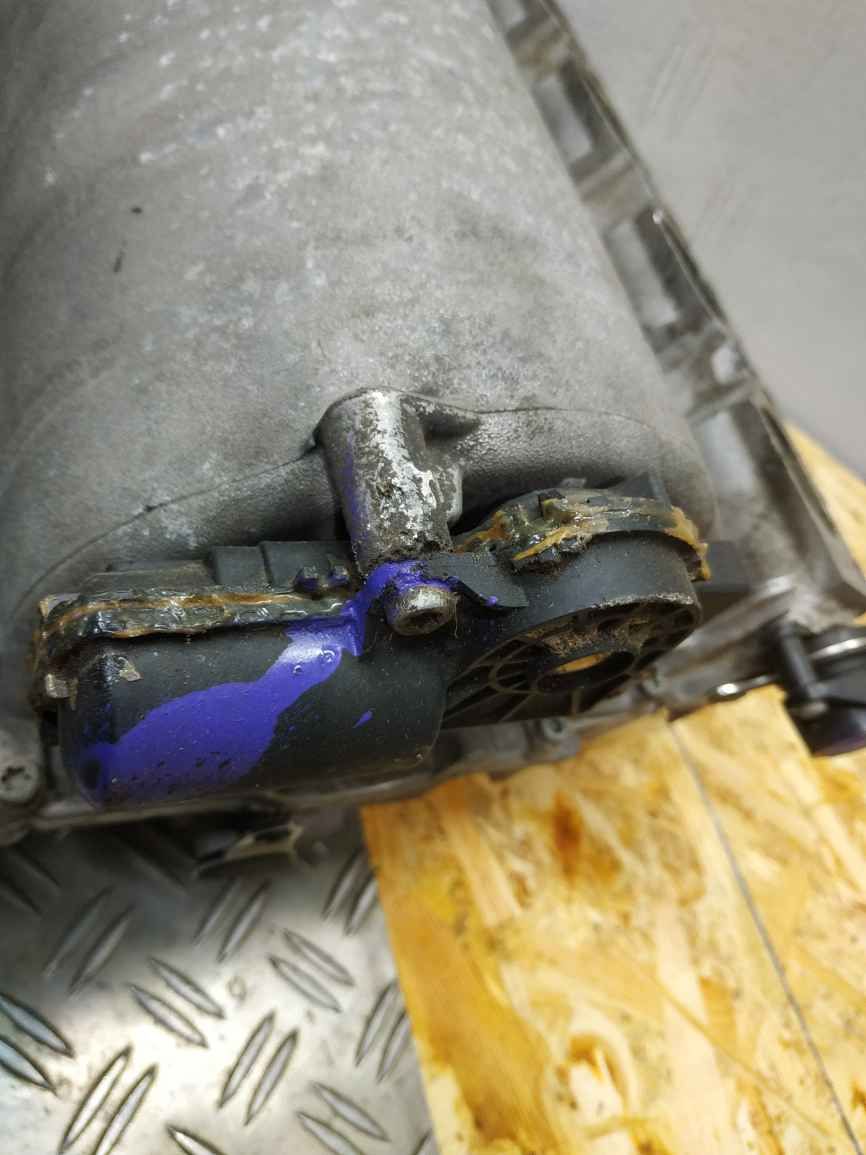 VAG Audi Q7 05-15 впускний колектор  DV3643 079133185AC